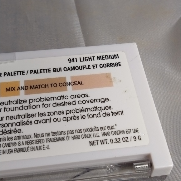 Hard candy number 941 light medium new sheer envy conceal and correct palette - Picture 8 of 9